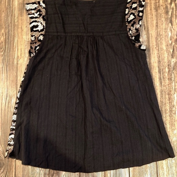 NWT Savanna Jane Black Sequin Leopard Flutter Sleeve Top - Picture 6 of 10